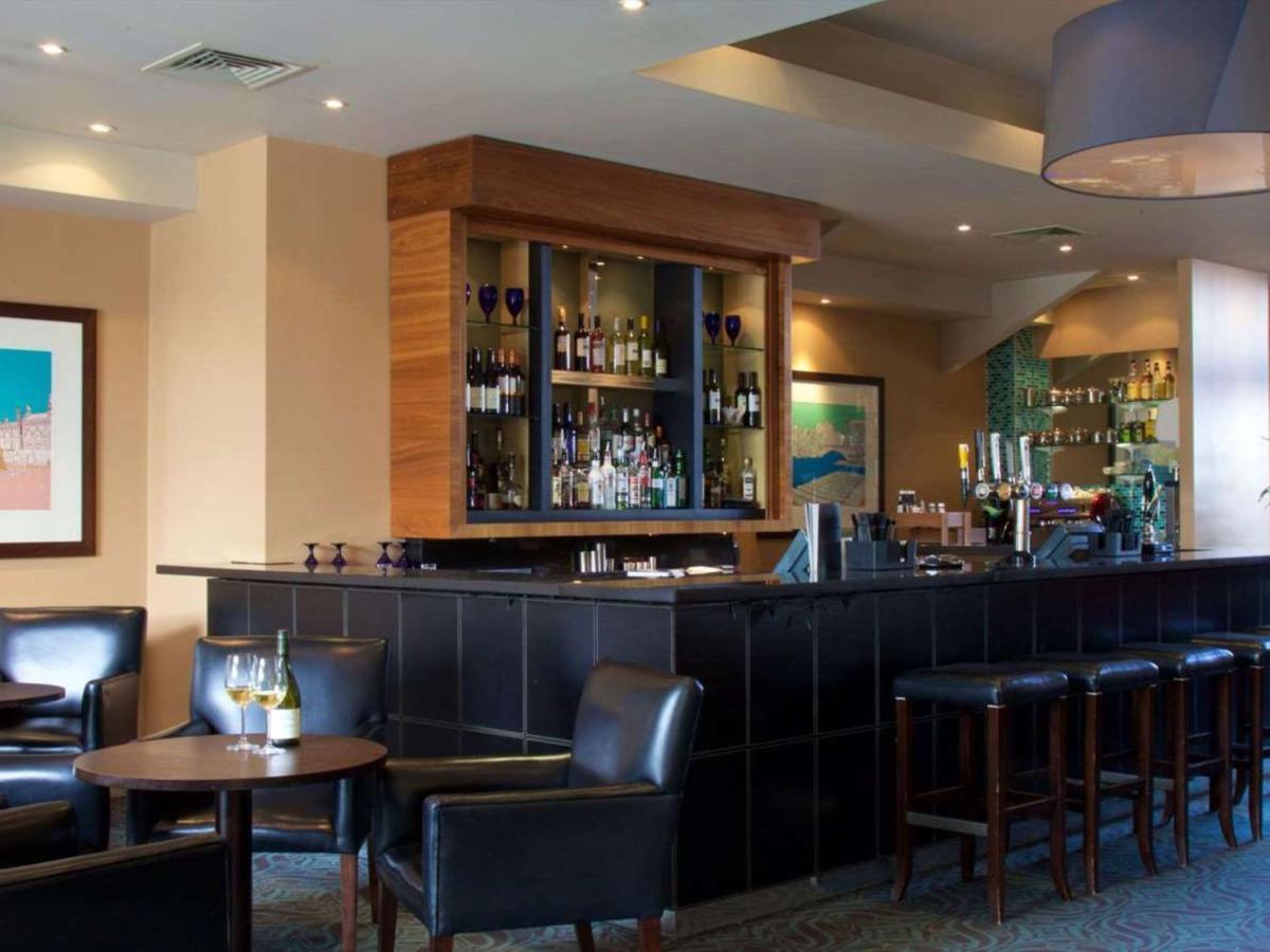 Cambridge Bar Hill Hotel, BW Signature Collection Extérieur photo
